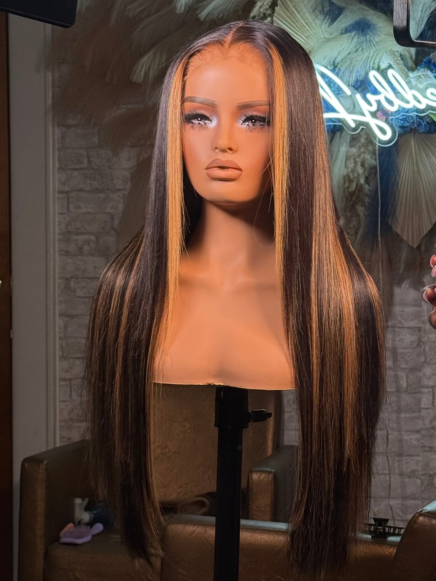 MELLA | Glueless