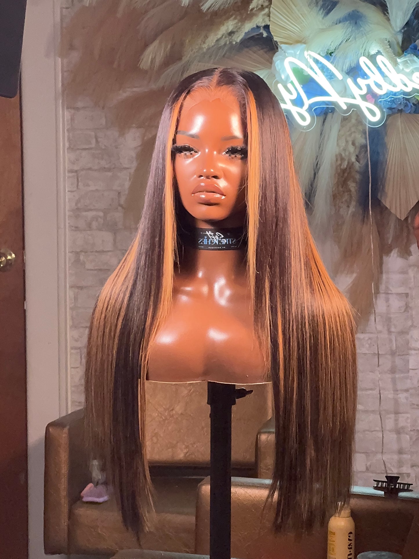 MELLA | Glueless